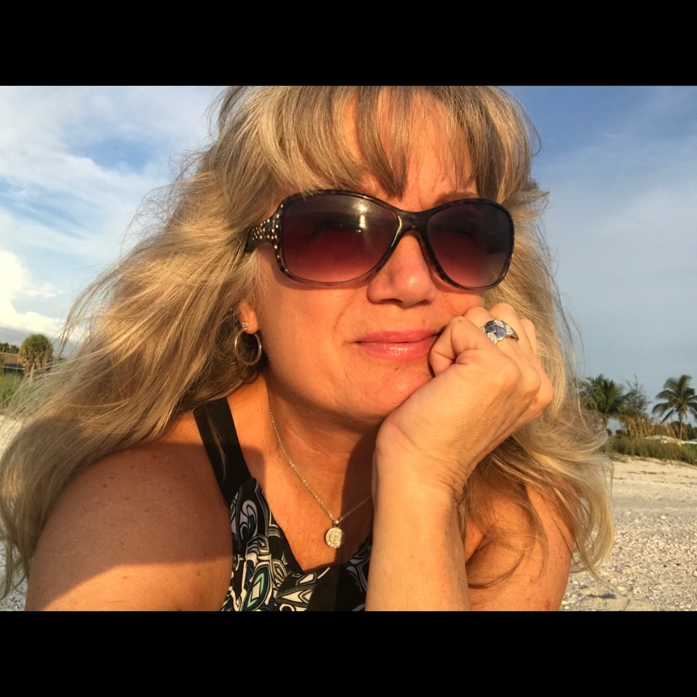 Meet your Posher, Diane